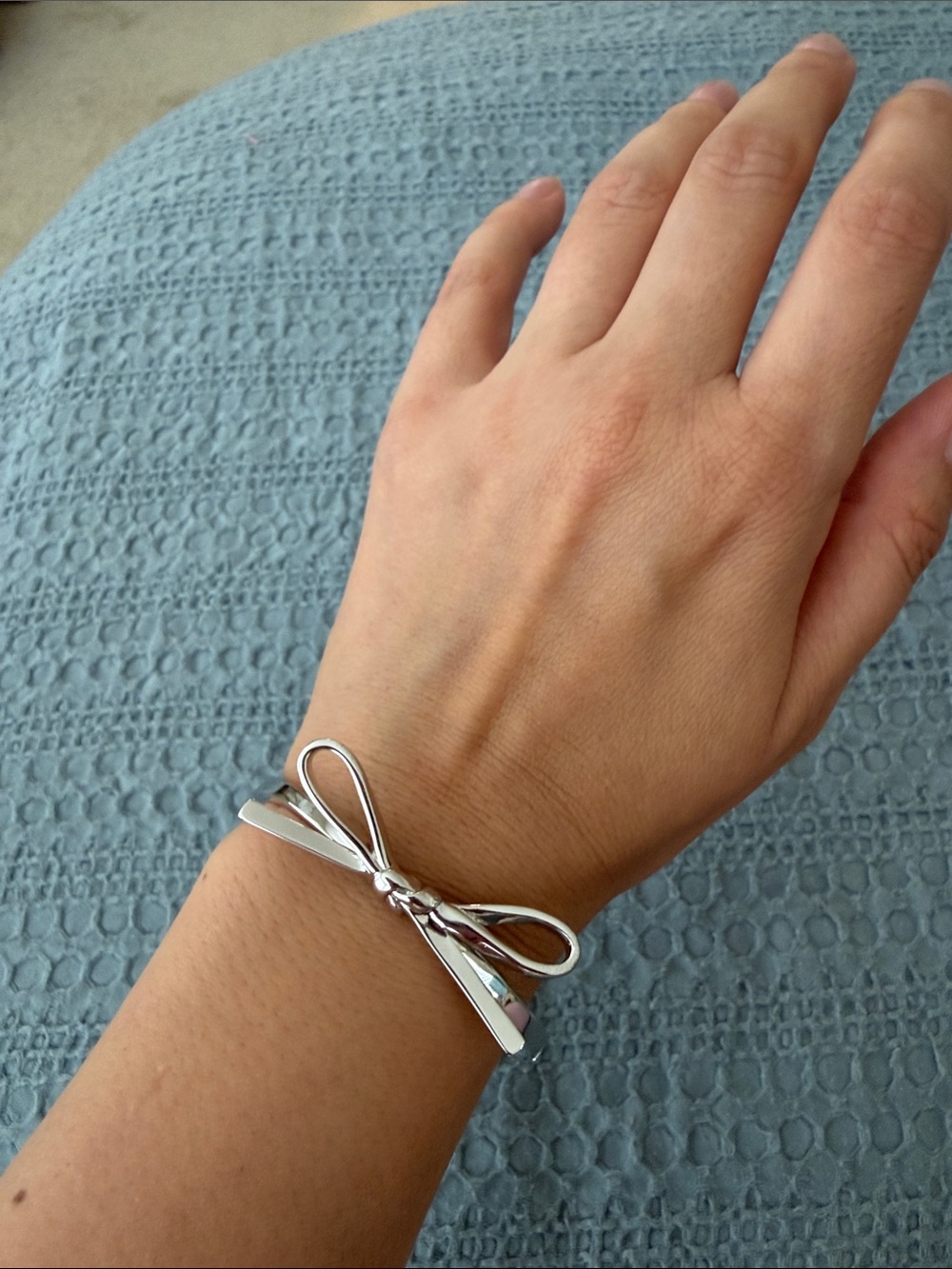 Kate Spade silver bow bracelet